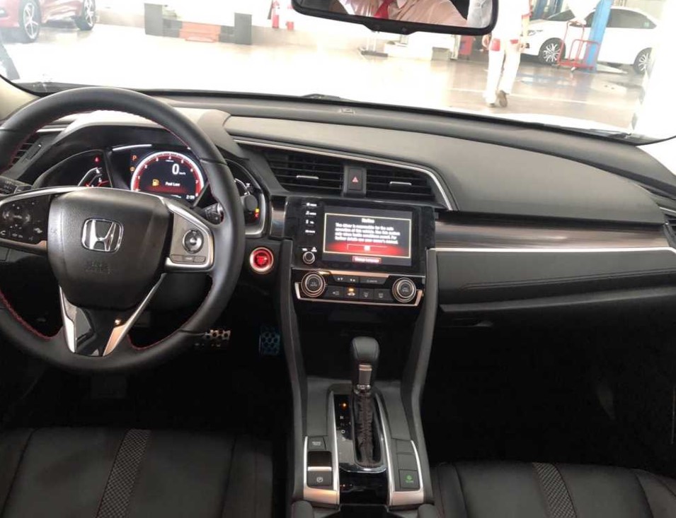 Hình ảnh khoang lái xe ô tô Honda Civic 2022.