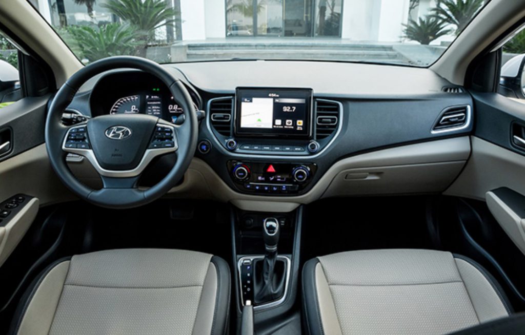 Nội thất xe Hyundai accent 2022