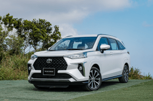 Giá xe Toyota Veloz Cross