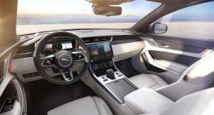 Lý do vô-lăng lệch sang một bên mà không nằm ở chính giữa?