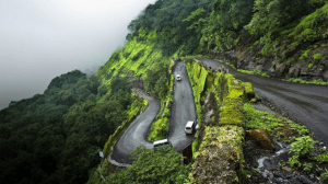 Kinh nghiệm lái xe ô tô đường đèo dốc